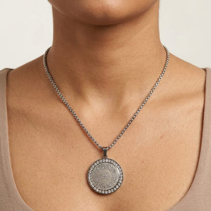 Luxury Ayatul Kursi Round Pendant Necklace β Stainless Steel Islamic Crystal Charm image 5