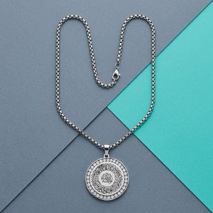 Luxury Ayatul Kursi Round Pendant Necklace β Stainless Steel Islamic Crystal Charm image 7