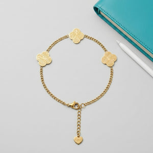 Islamic Gratitude Clover Bracelet – Arabic Calligraphy in Gold Stainless Steel image 3